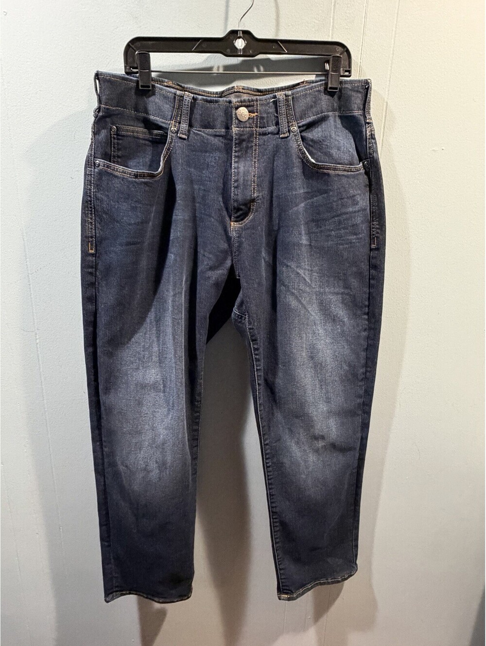 Mens Lee Performance Extreme Motion Jean Size 36x29 Athletic Fit Tapered Leg